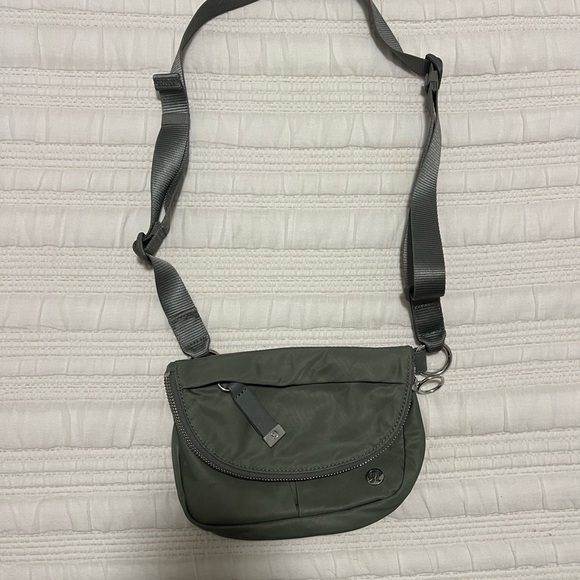 Lululemon micro festival bag - Picture 1 of 6